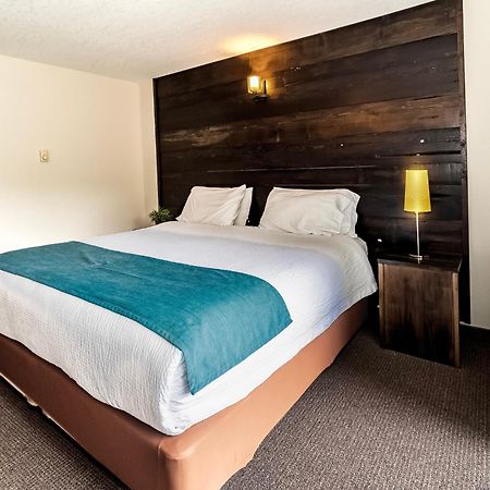 3 Pines Lodge Muskoka Χάντσβιλ Εξωτερικό φωτογραφία