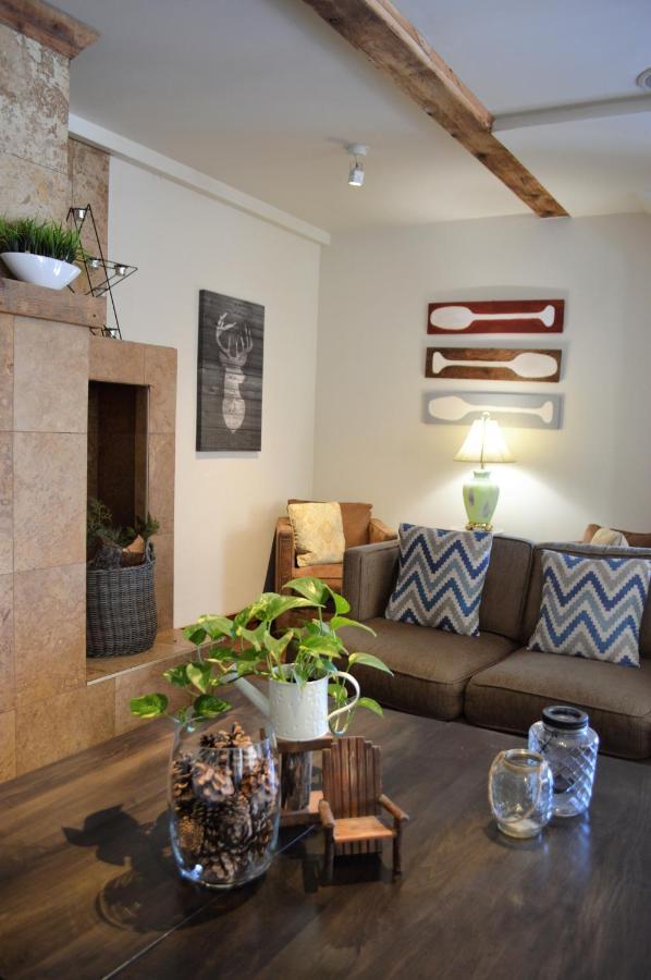 3 Pines Lodge Muskoka Χάντσβιλ Εξωτερικό φωτογραφία