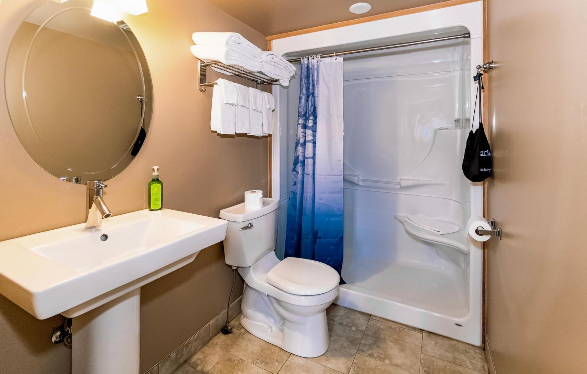 3 Pines Lodge Muskoka Χάντσβιλ Εξωτερικό φωτογραφία